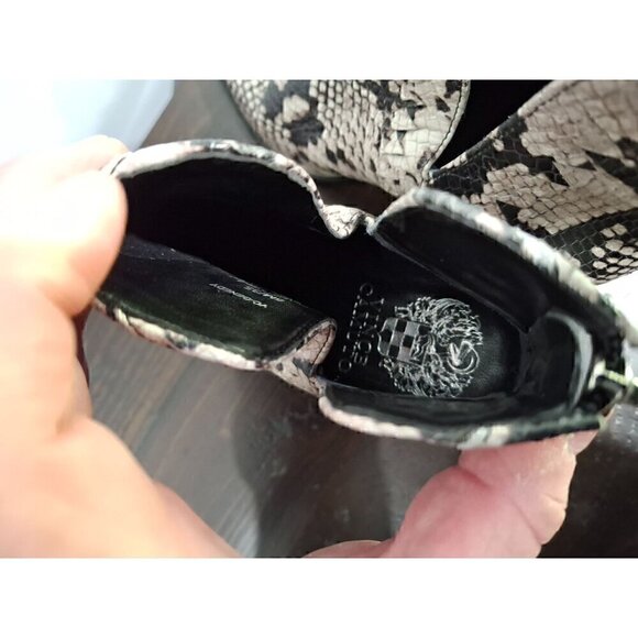 Vince Camuto Genedy Snakeskin Booties/NWOB, Sz. 5M - Picture 6 of 9